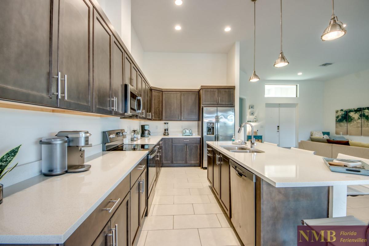 Ferienhaus-Cape-Coral-Villa-Long-Island_27-Kitchen