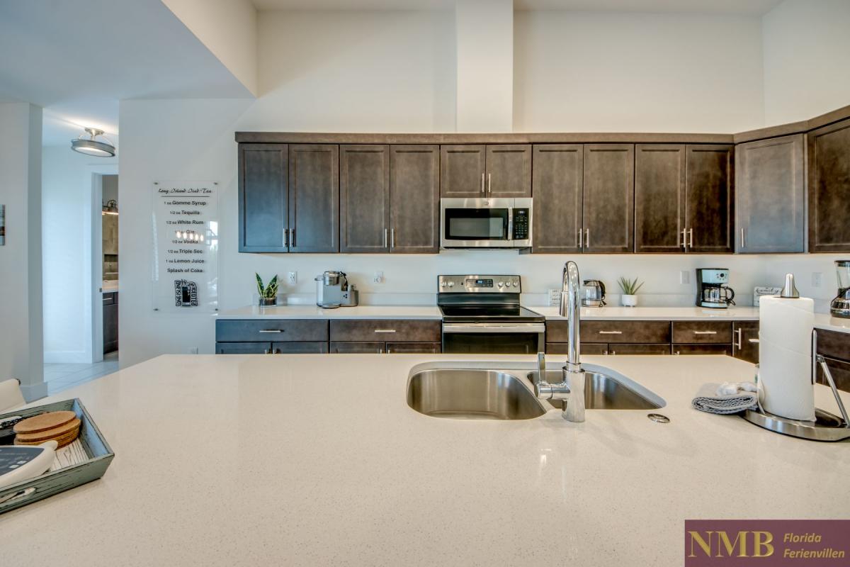 Ferienhaus-Cape-Coral-Villa-Long-Island_31-Kitchen