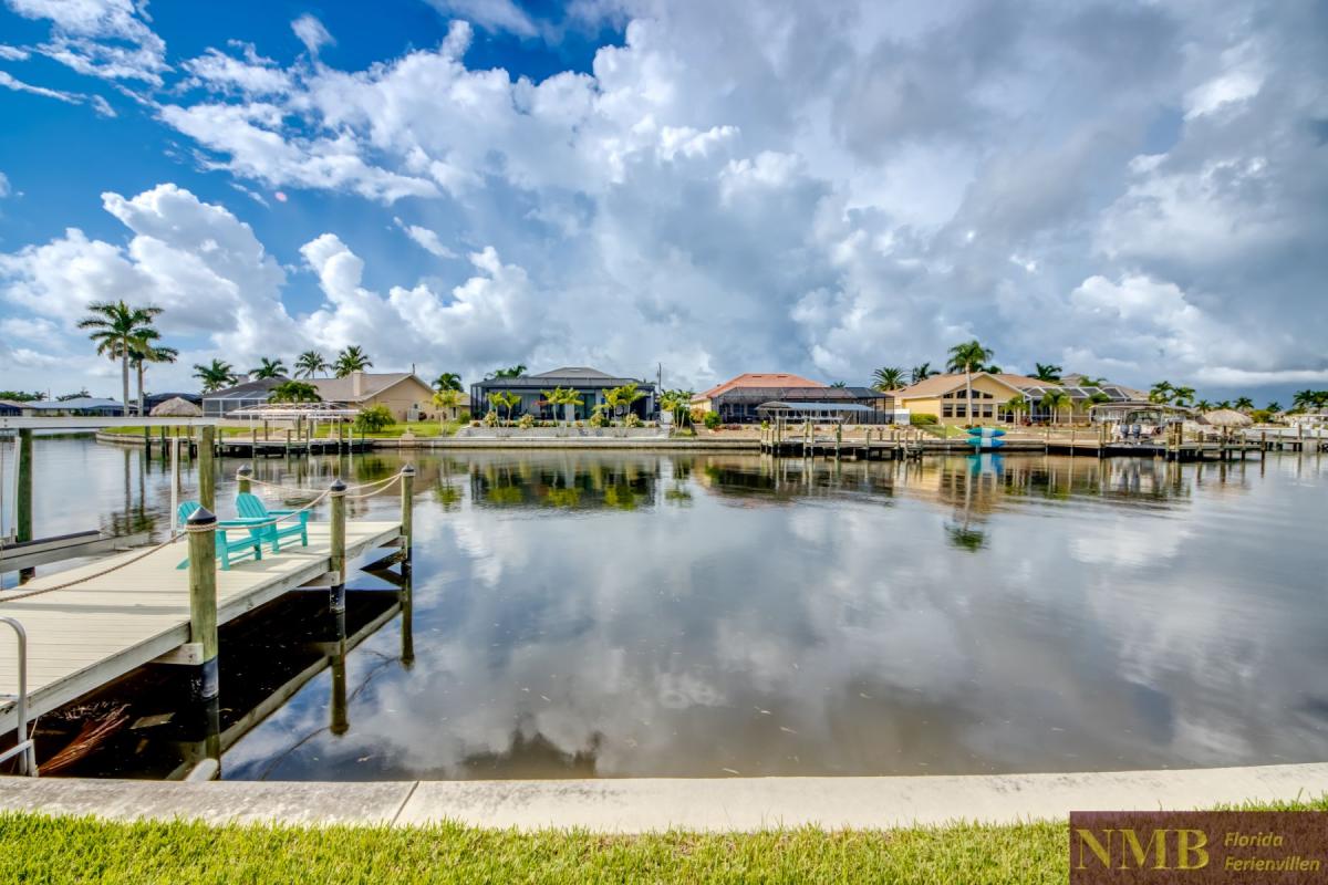 Ferienhaus-Cape-Coral-Villa-Long-Island_84-Backyard